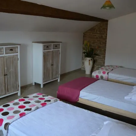 Couette-café A La Croisee Des Sentiers Amel-sur-l'Etang
